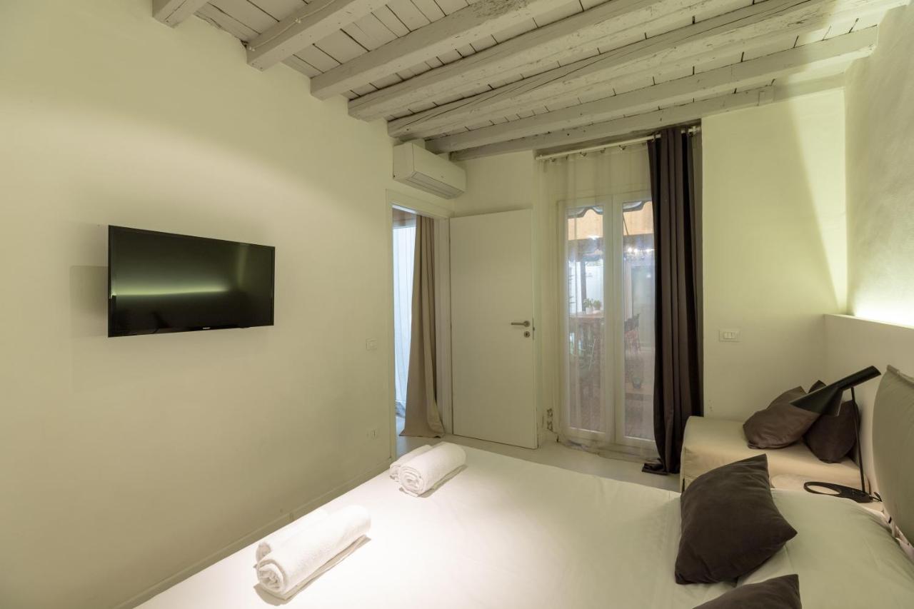Pinti Patio Apartment Florenz Exterior foto
