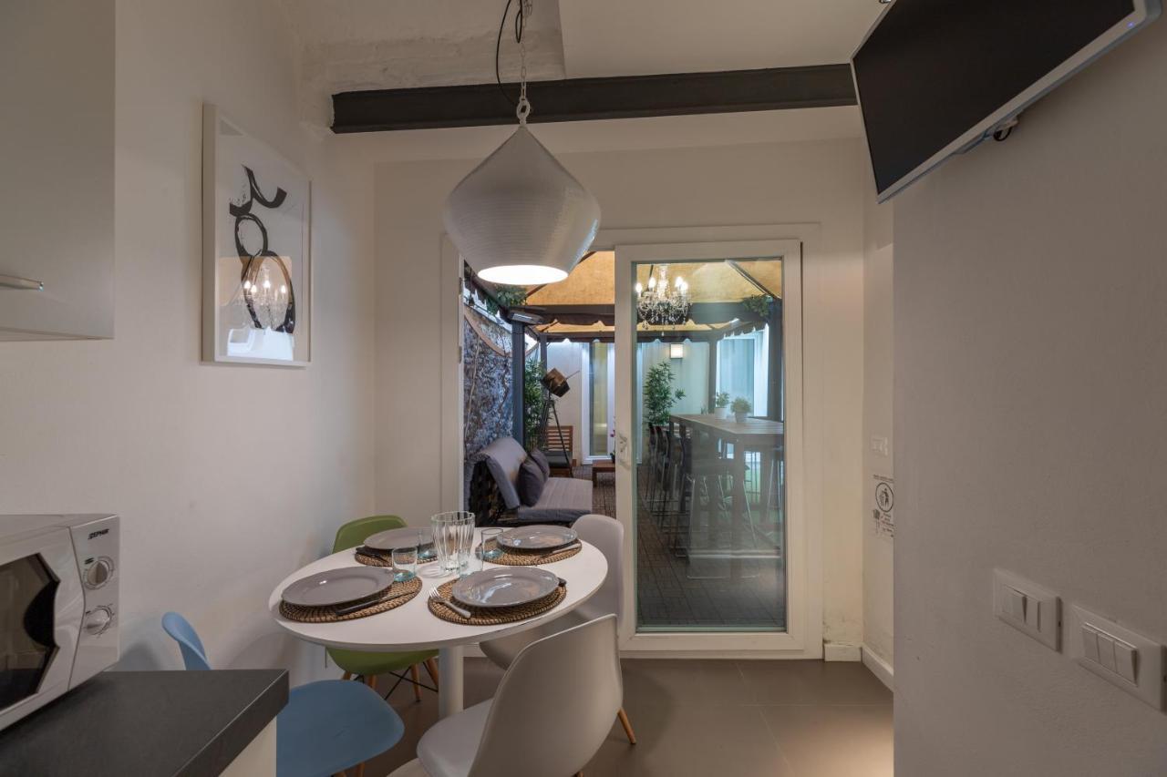 Pinti Patio Apartment Florenz Exterior foto